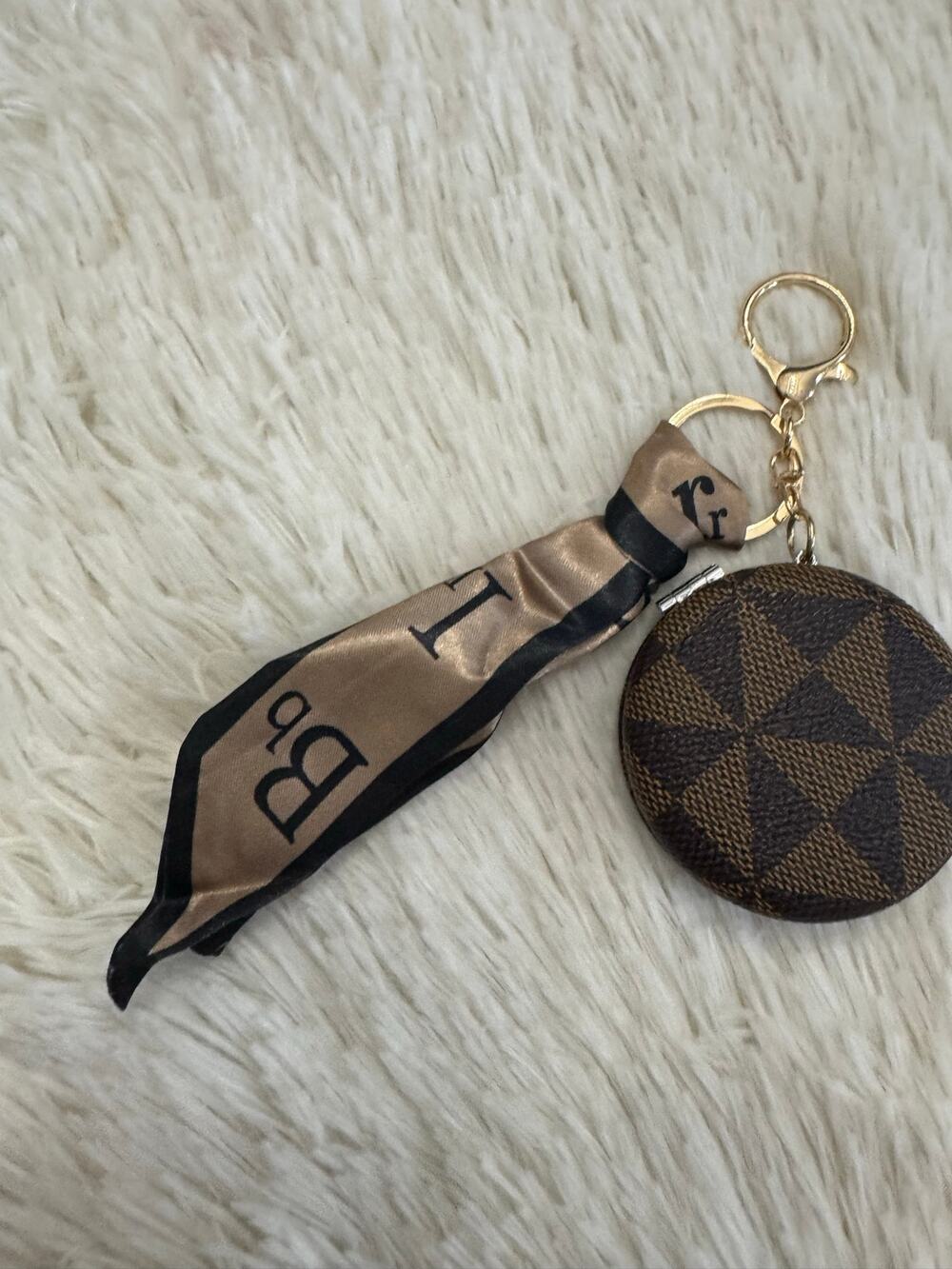 Fashion Brown and beige geometric pattern compact mirror with keychain